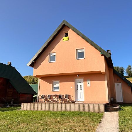 Guest House Happy Zabljak  Exterior photo