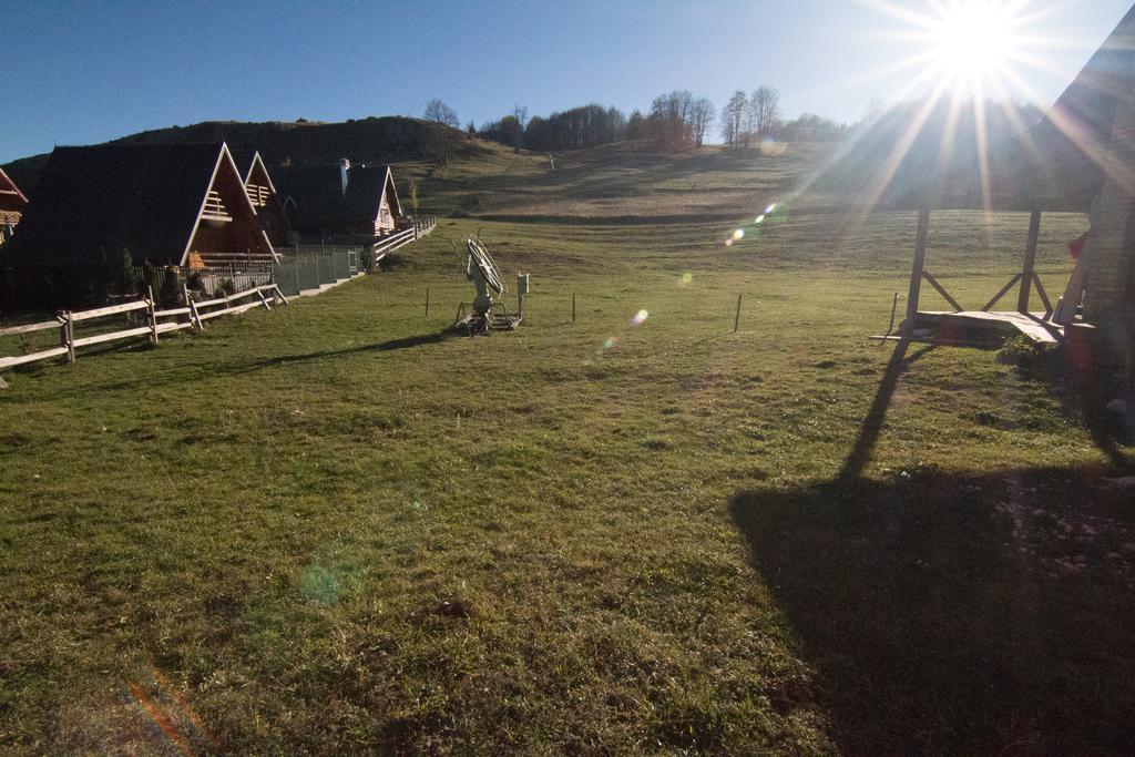 Guest House Happy Zabljak  Exterior photo